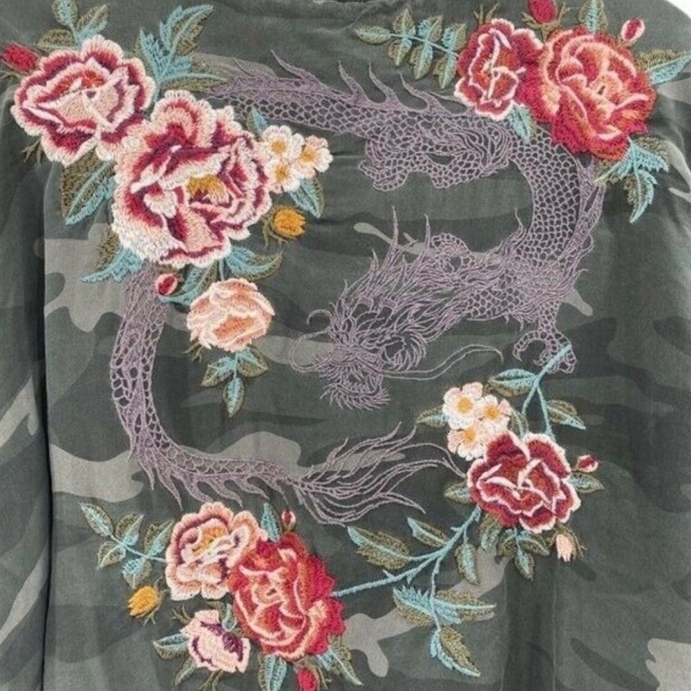 Johnny Was 100% Silk Camo Dragon Floral Embroidered Zip Front Bomber XL Jacket - Picture 4 of 5